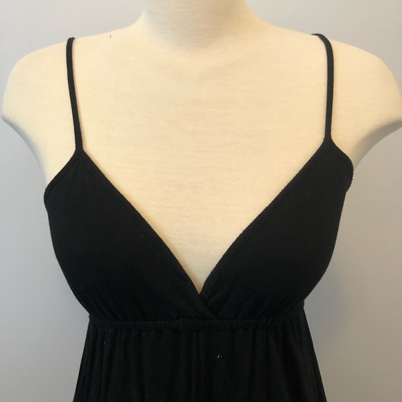 Black dress - Picture 2 of 5